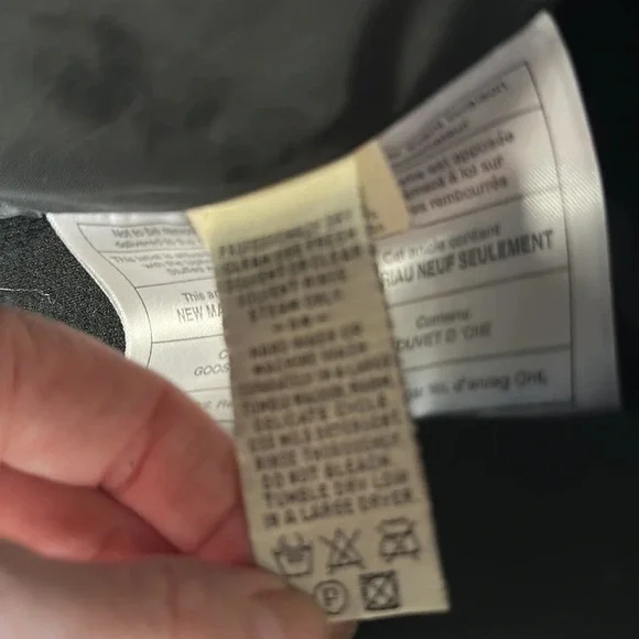 Vintage Eddie Bauer Goose Down Vest, Size Medium, Like New Condition - Picture 8 of 10